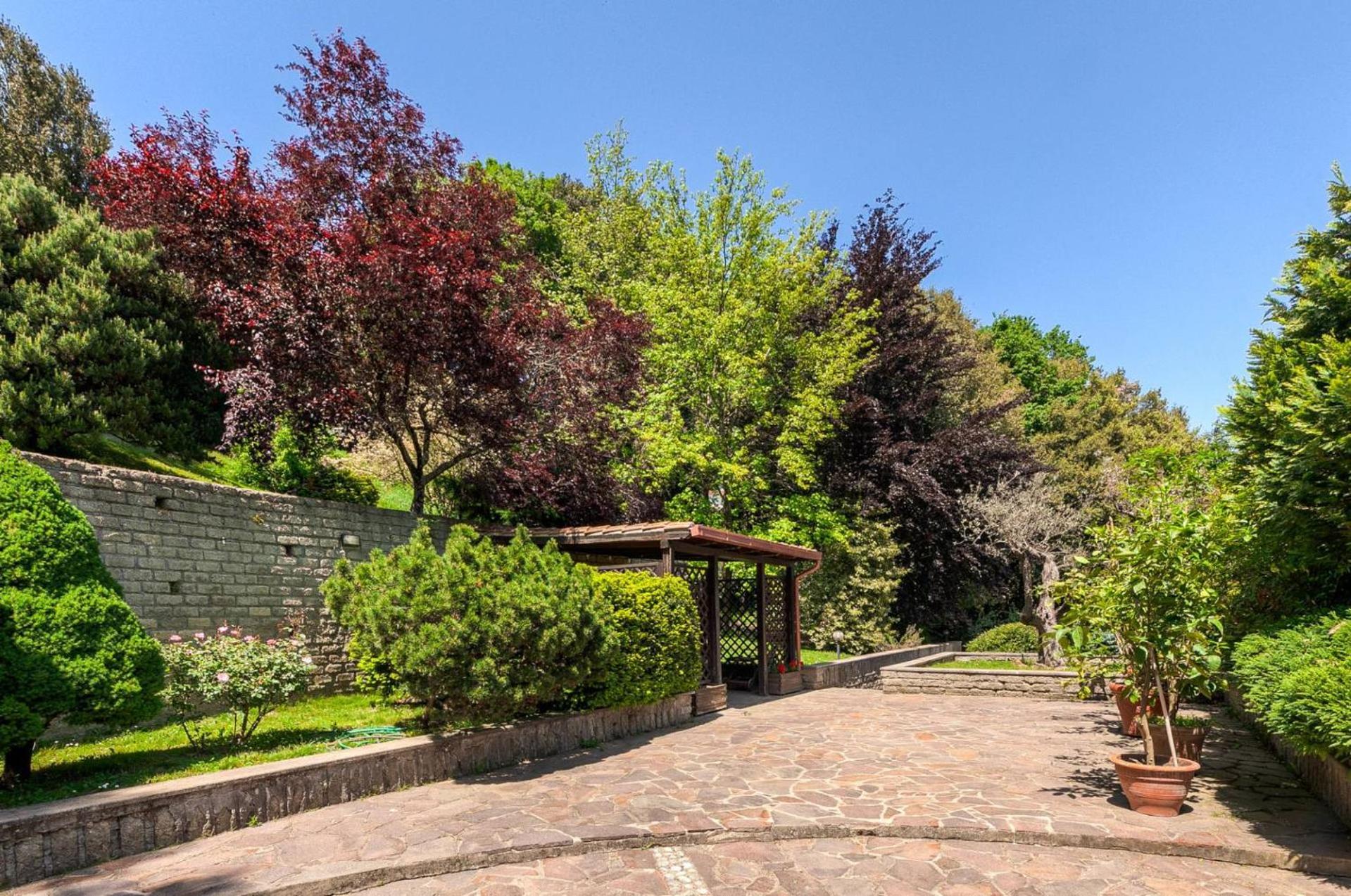Villa Carolina - Piscina E Parco Panoramico Campagnano Di Roma Luaran gambar